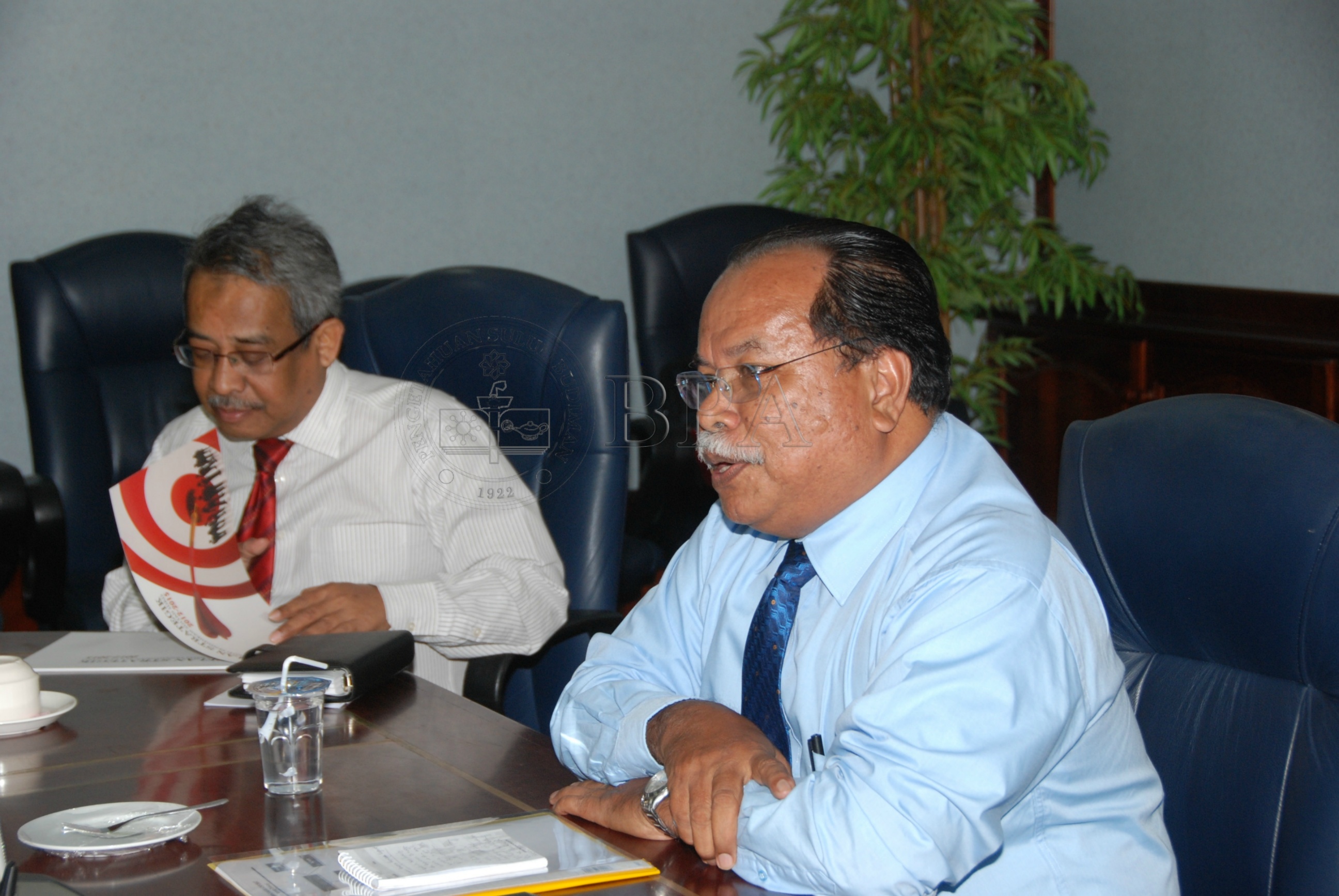 BPA 12 65 buku DSC 1710